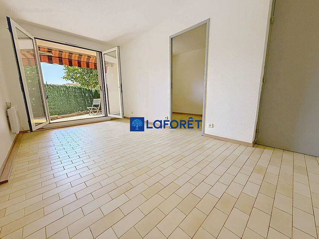Appartement à CARQUEIRANNE