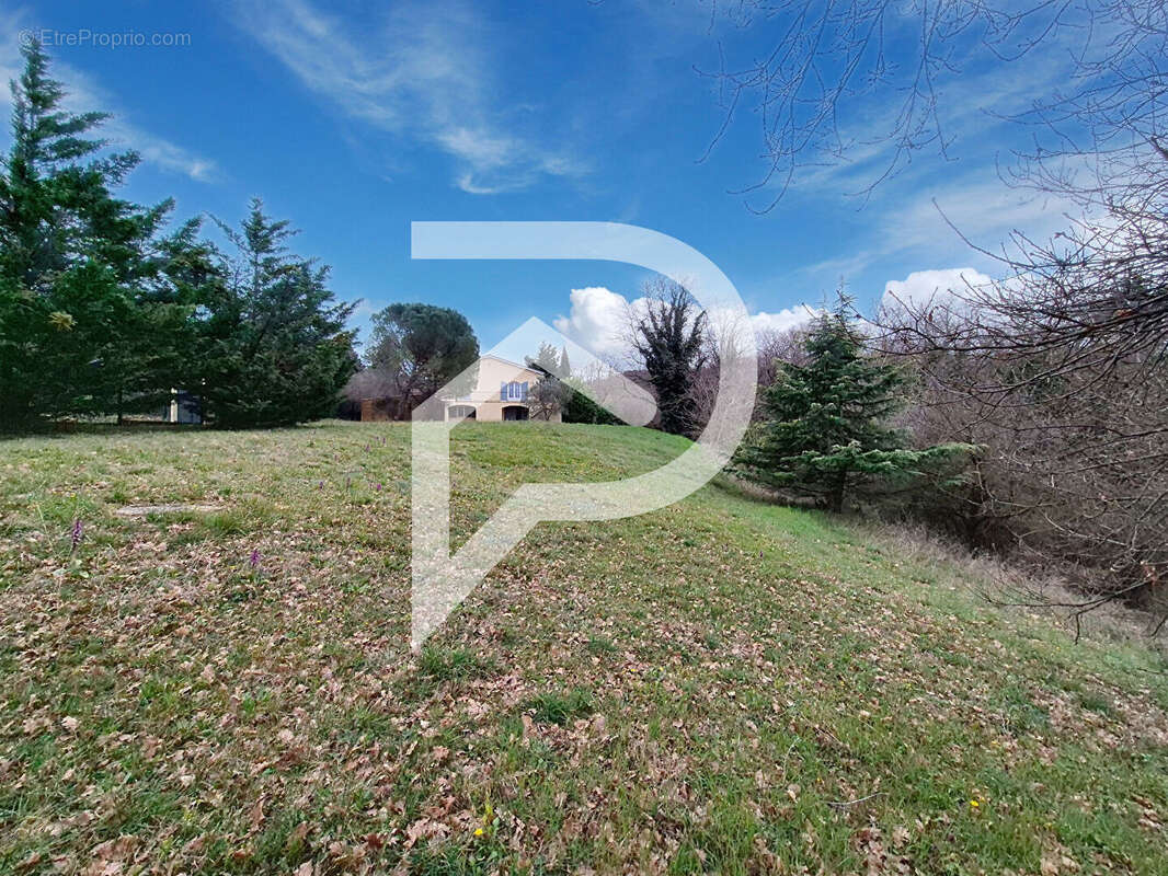 Maison à MONTELIMAR