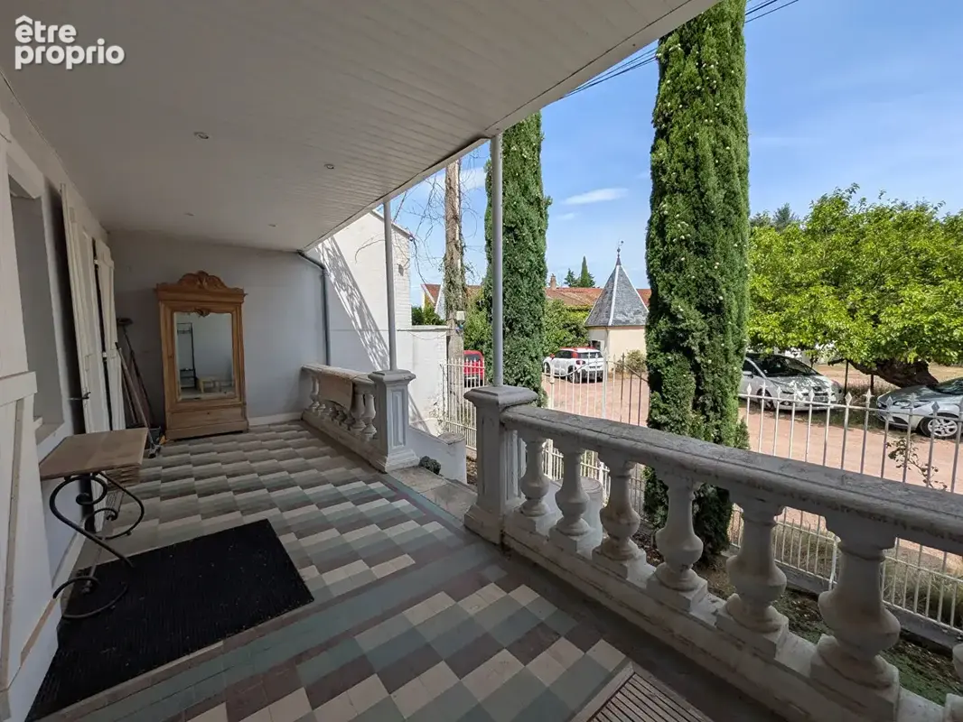 Un bien rare à commelle-vernay : maison de caractère avec accès privatif aux bords de loire - photo 2