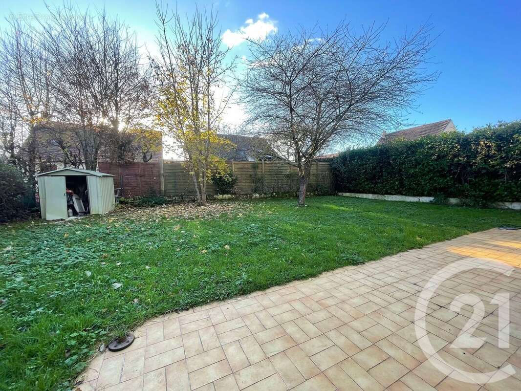 Maison à DAMMARTIN-EN-GOELE