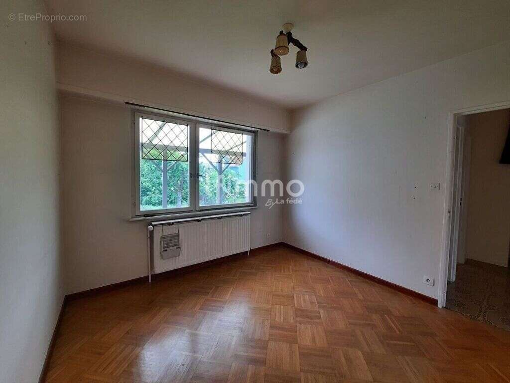 Maison de plain-pied avec terrain constructible sur 8,64 ares - photo 8