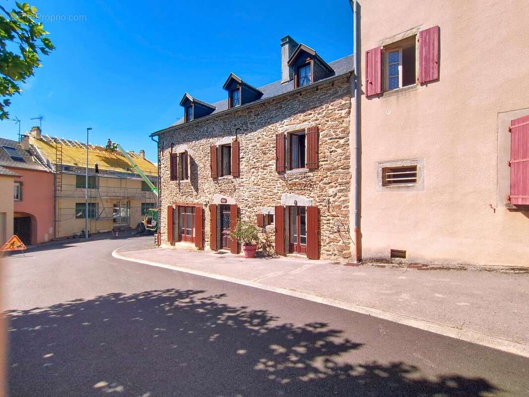 Photo 2 - Maison à LA SALVETAT-PEYRALES