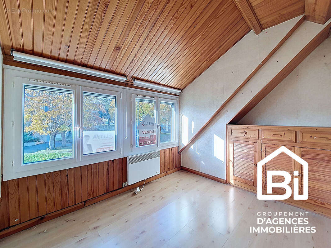 Maison à MONDEVILLE