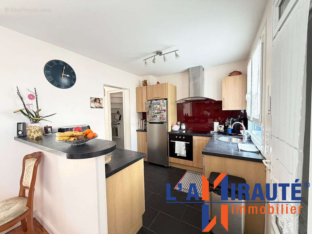 Maison à SARTROUVILLE