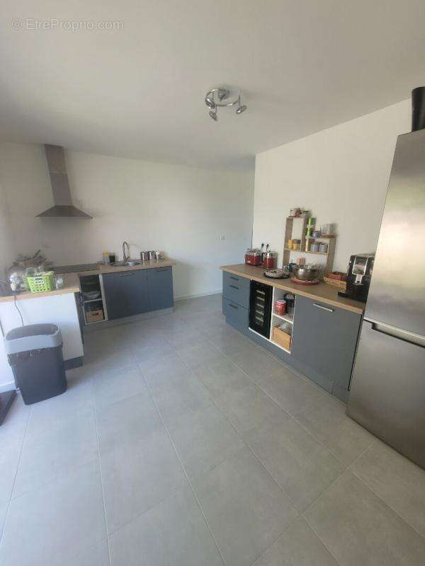 Maison en pierre du XVIIIe sur parcelle de 436m² - photo 5