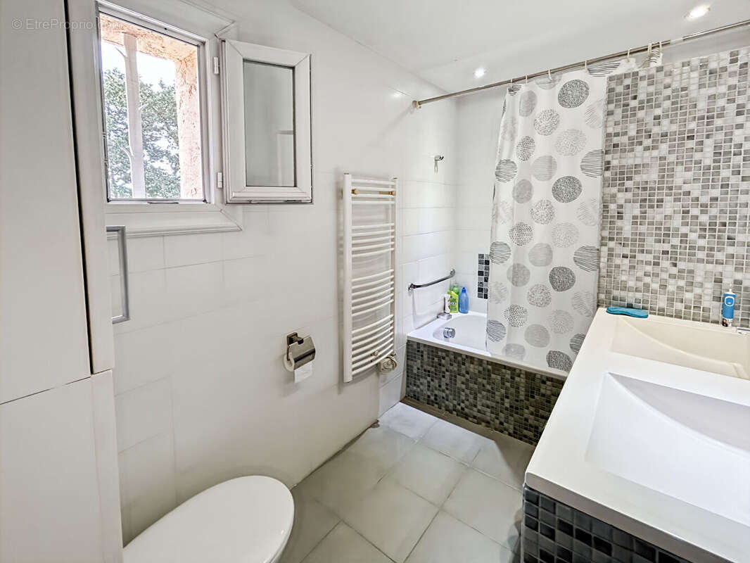 Maison à MOUGINS