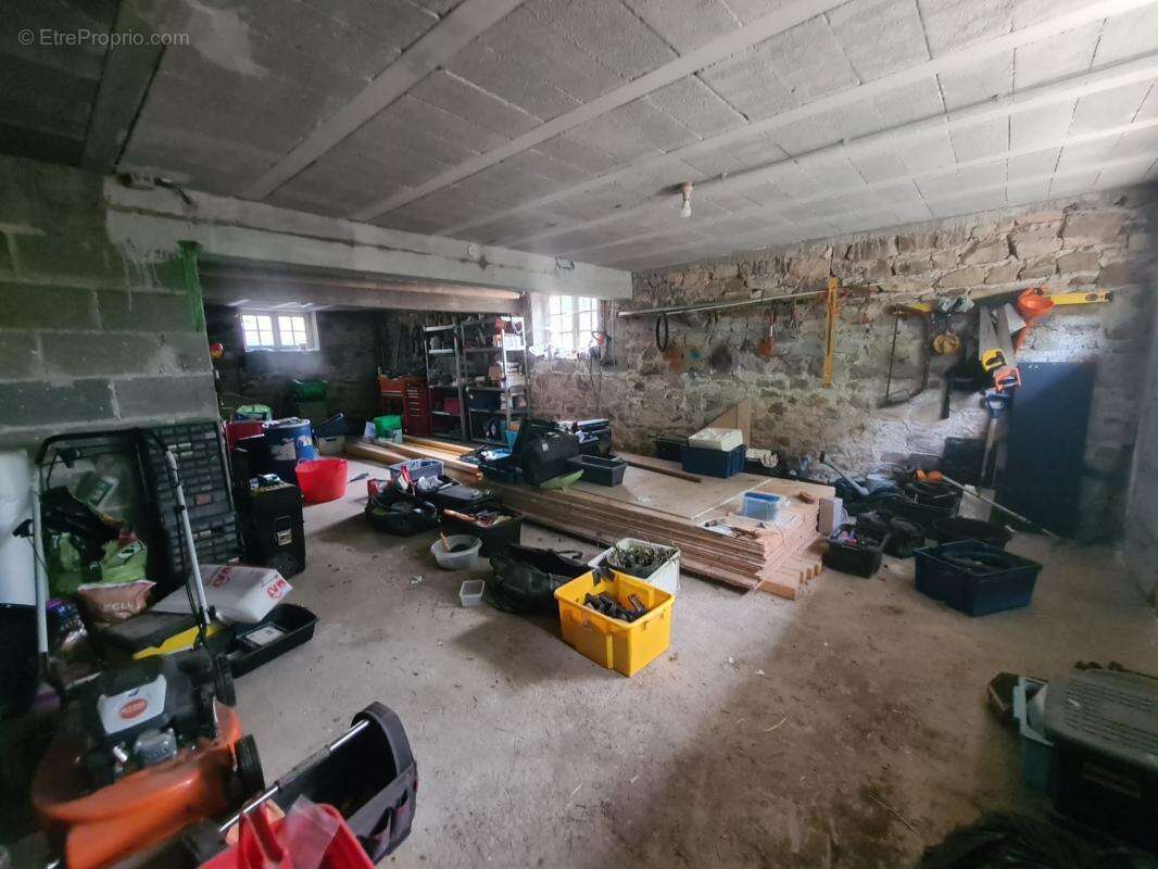 Maison de plain-pied, 5 pièces avec sous-sol total et terrain de 1 134 m² – Châteauneuf-la-Forêt - photo 14