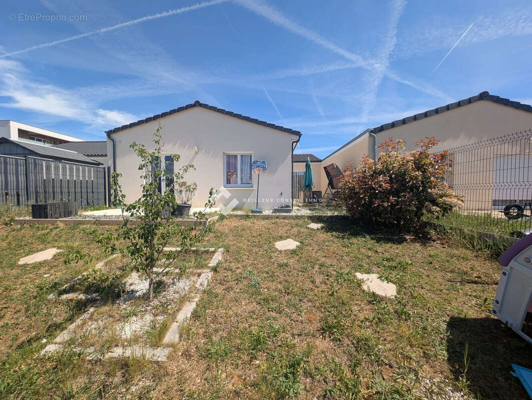 Maison à POITIERS