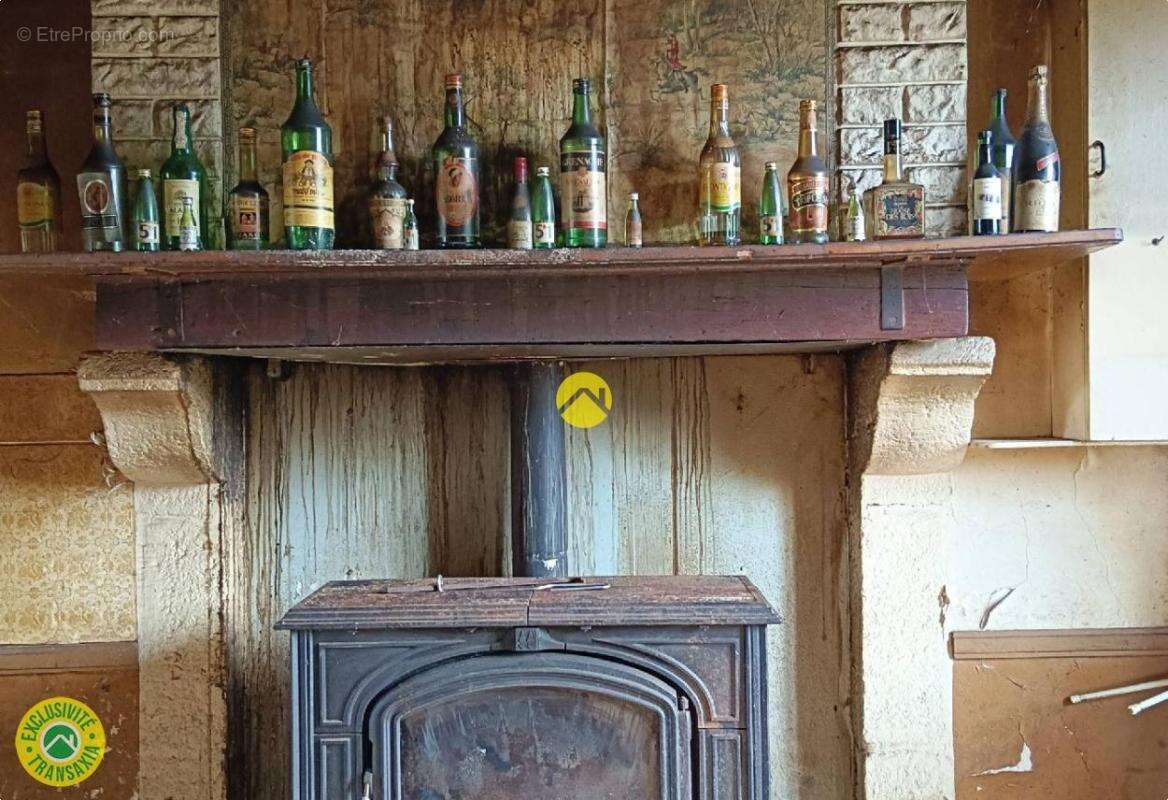 Maison + grange + dépendances - photo 4
