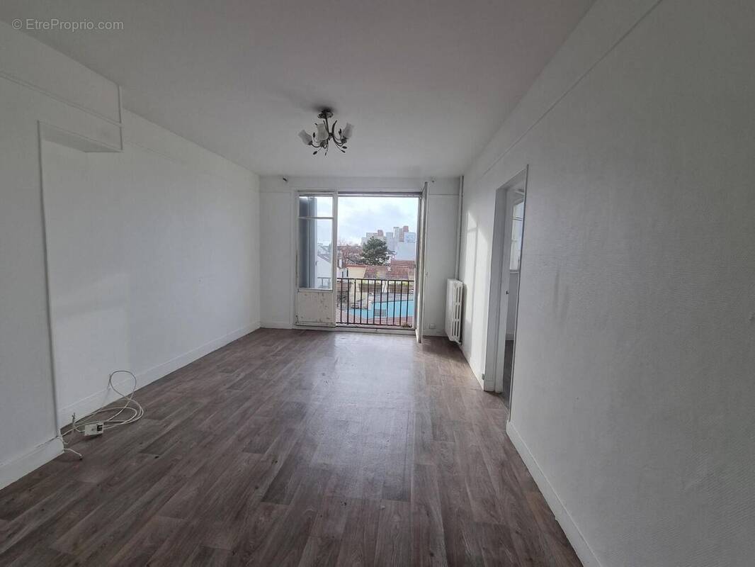 Photo 1 - Appartement à COLOMBES