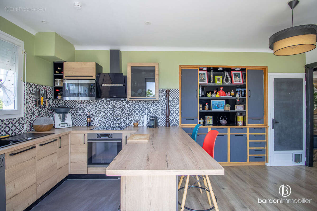 Maison 7 pièces - 137.1 m2 - Bois-De-Céné - photo 5