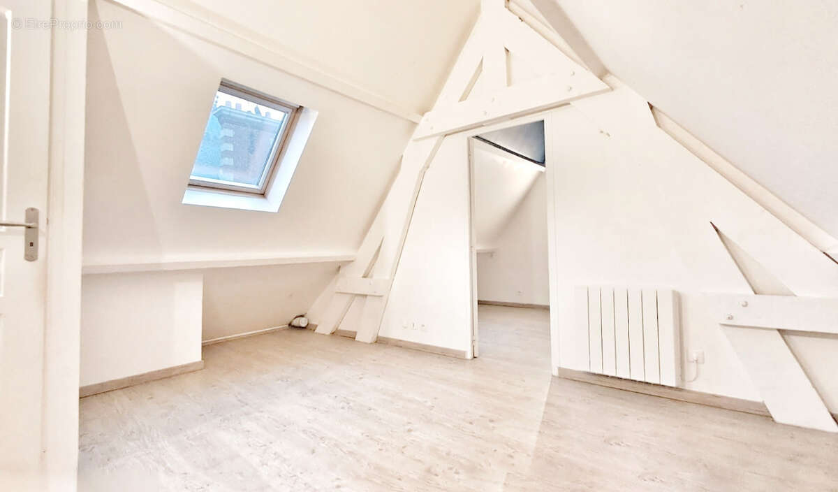 Maison à BENNECOURT