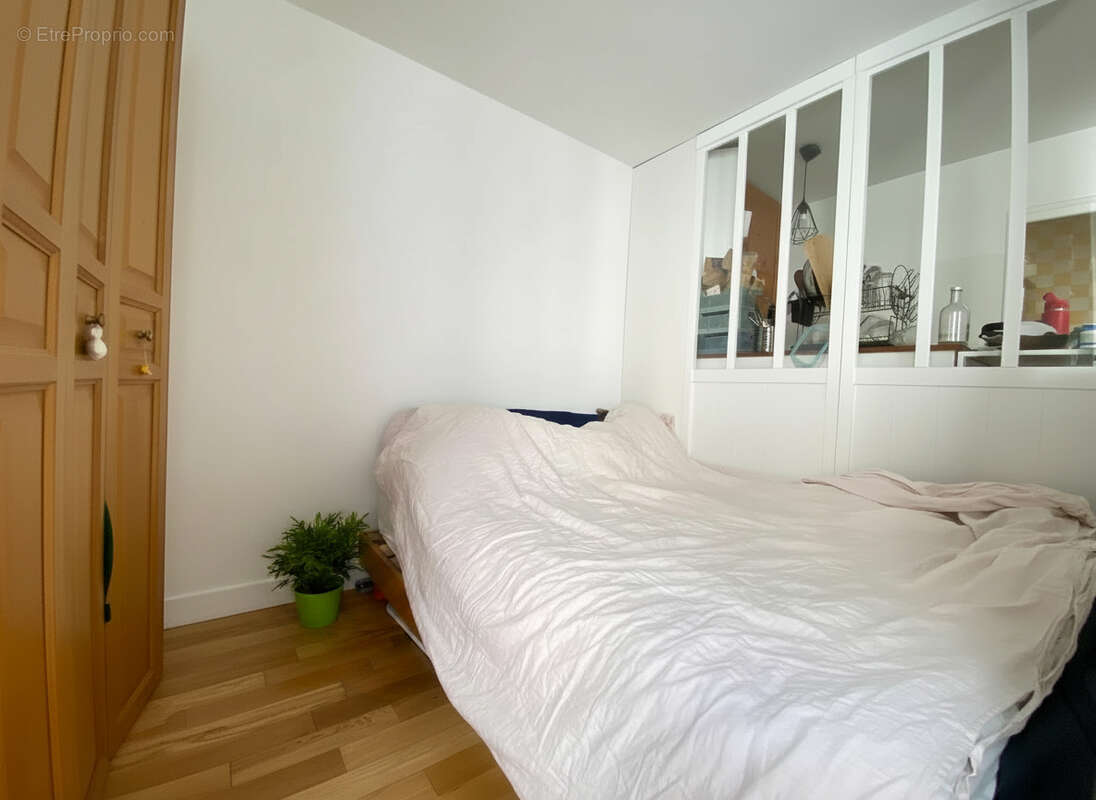 Appartement à PARIS-3E