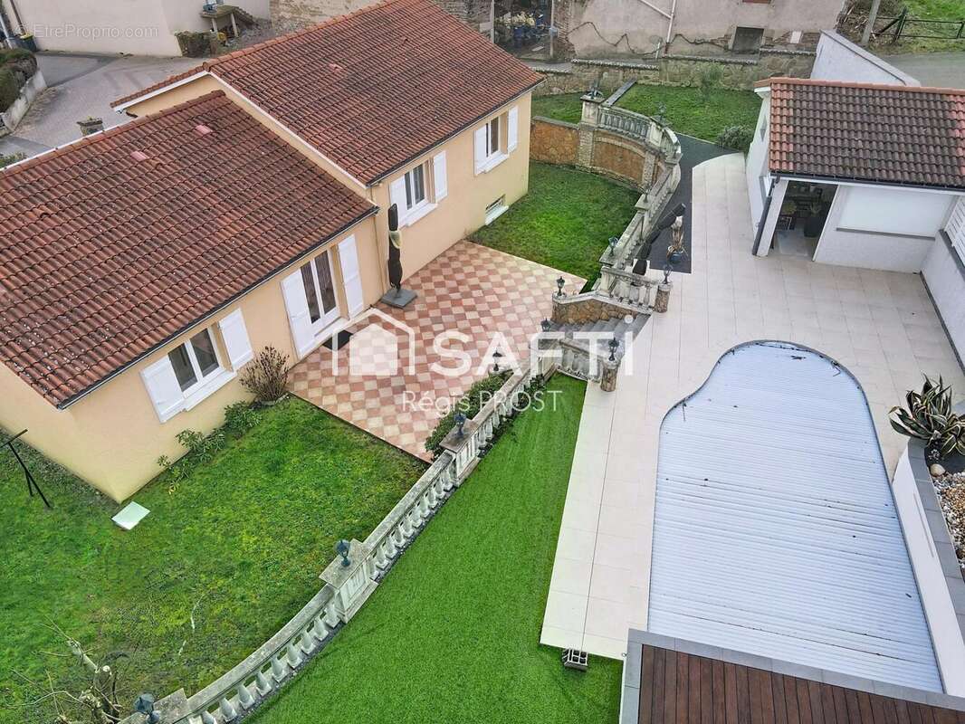 Photo 3 - Maison à SAINT-MARTIN-LA-PLAINE
