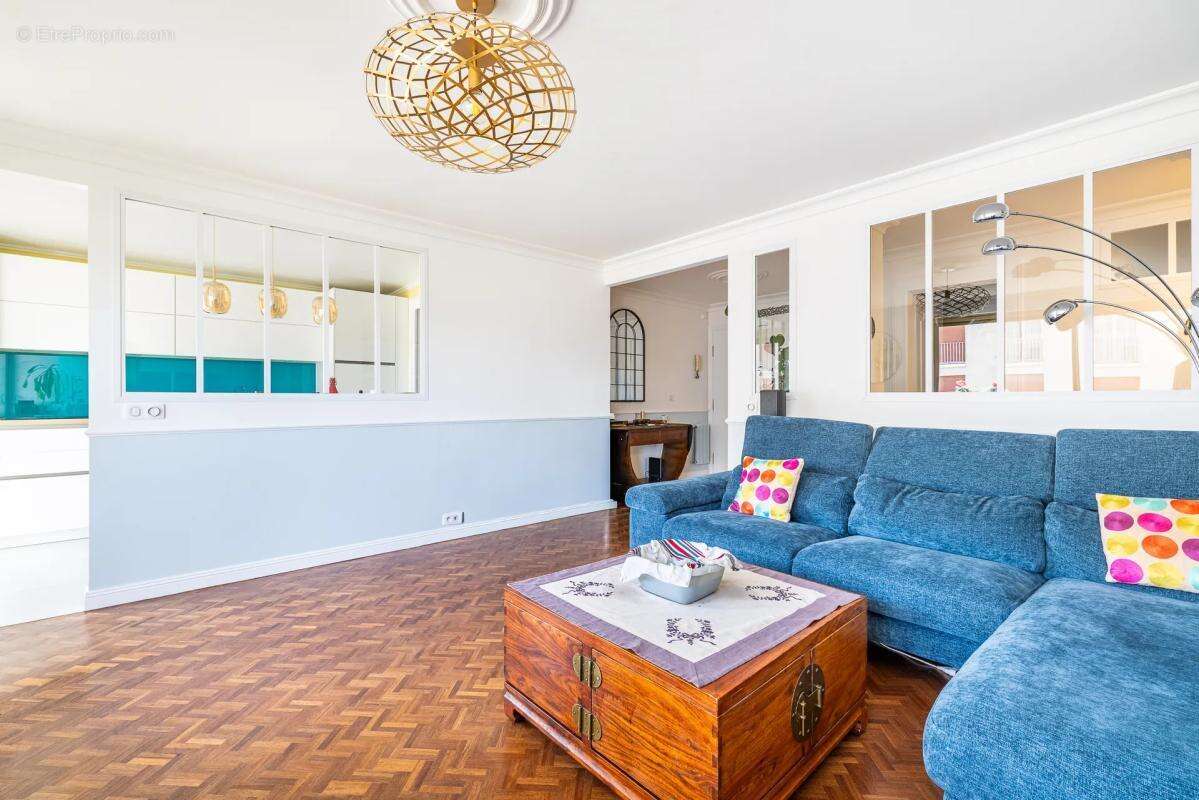 Appartement à VERSAILLES