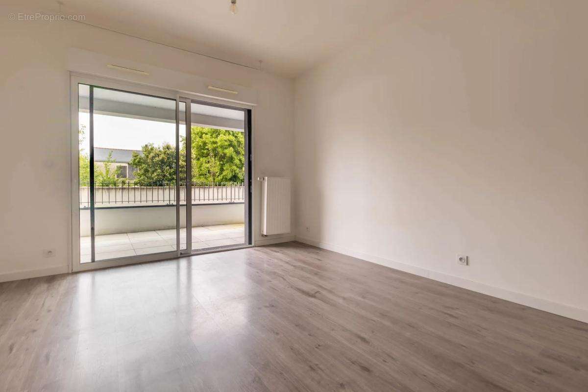Appartement à SAINT-SEBASTIEN-SUR-LOIRE