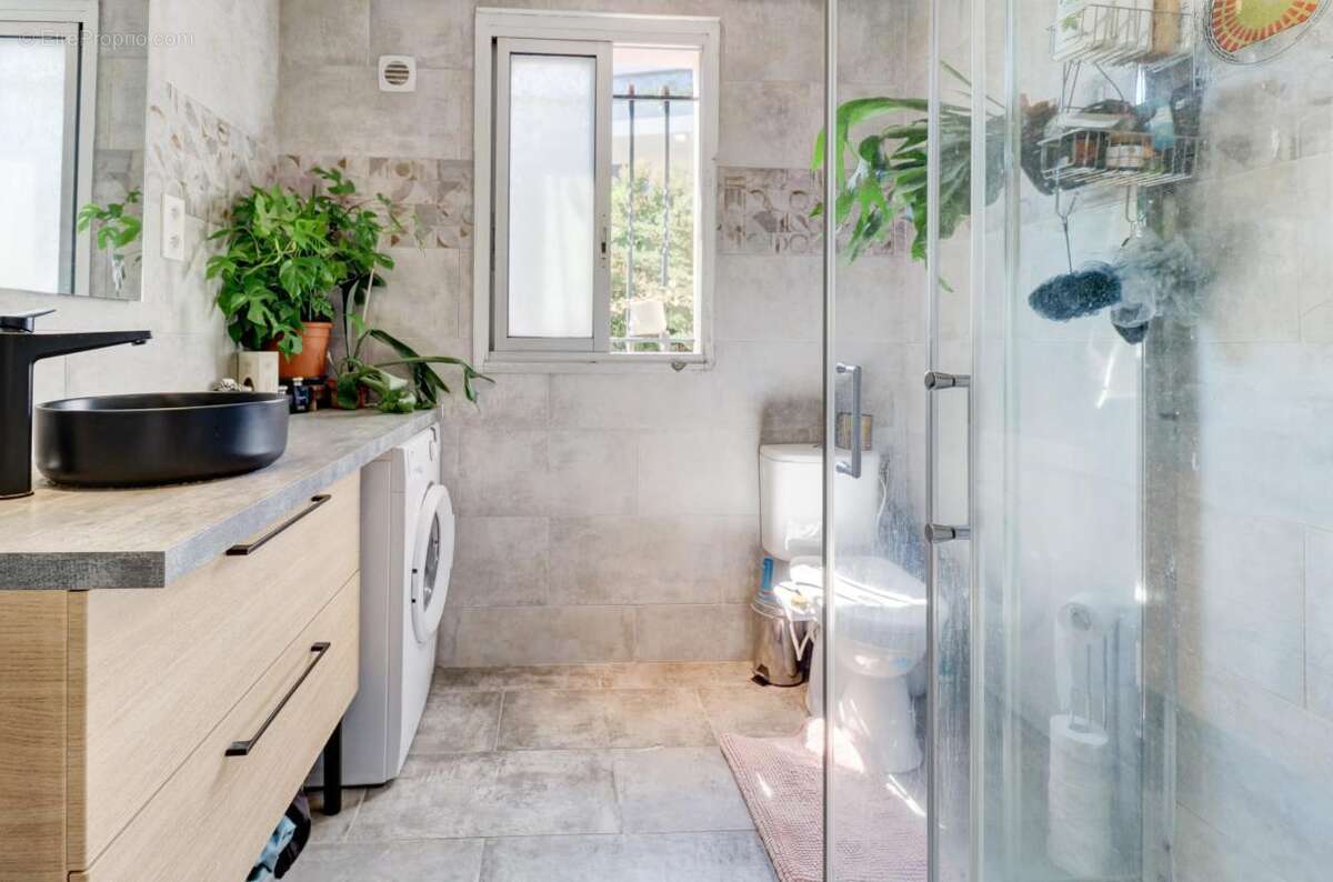 Les Vespins - Studio avec Terrasse Parking, à 5mn des Plages - photo 12