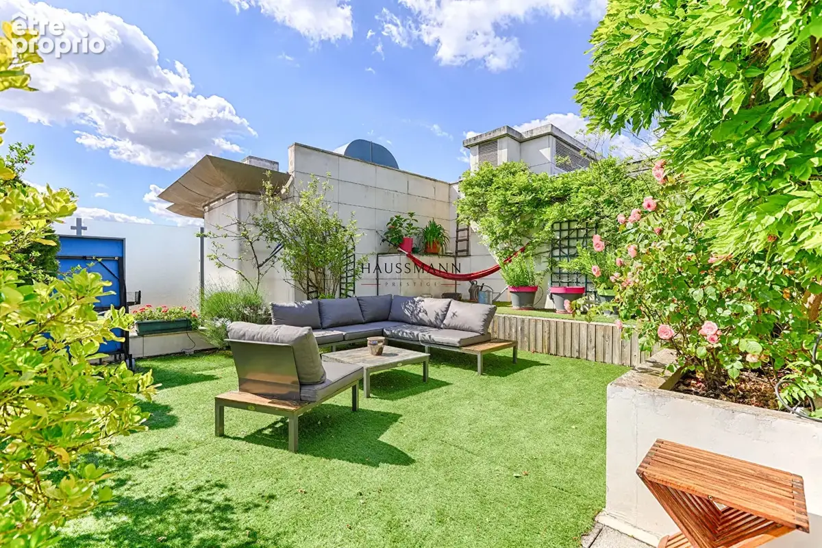 Appartement à LEVALLOIS-PERRET