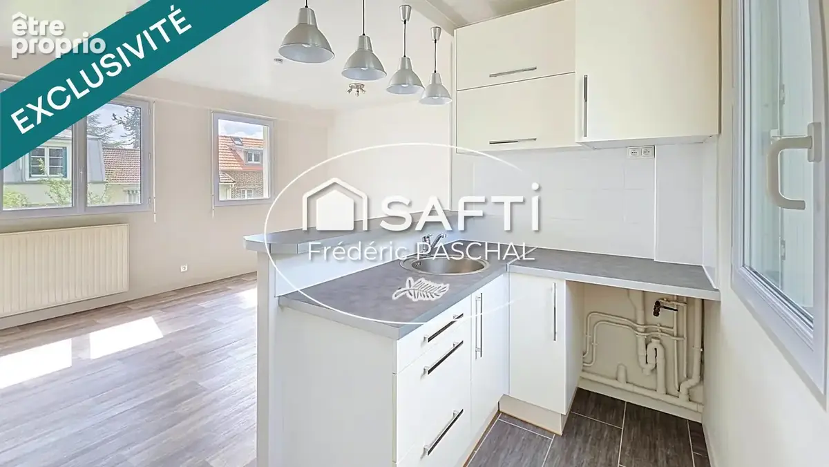 Photo 1 - Appartement à SURESNES
