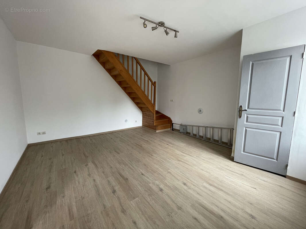 Maison à LESQUIELLES-SAINT-GERMAIN