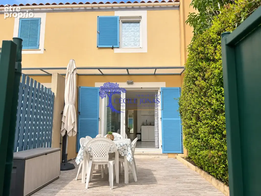 Photo Appartement à La Londe-Les-Maures au prix de 324 000€