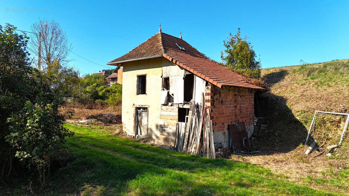 Maison à SAINT-ALBIN-DE-VAULSERRE