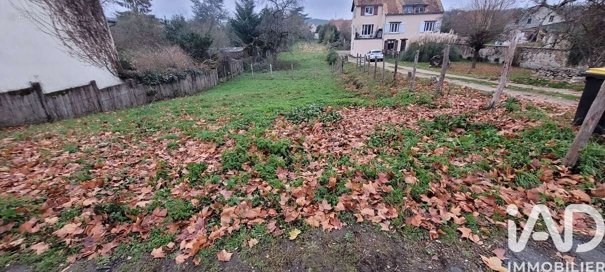 Photo 2 - Terrain à ANGERVILLIERS