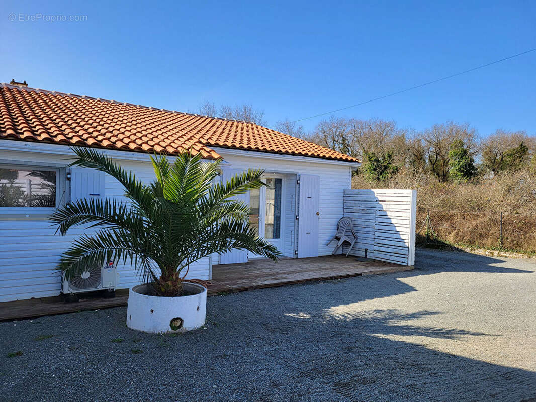 Maison à SAUJON