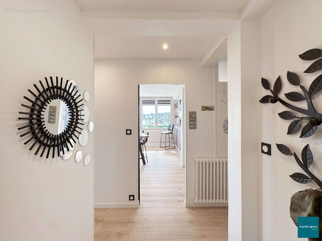 Appartement à EQUEURDREVILLE-HAINNEVILLE