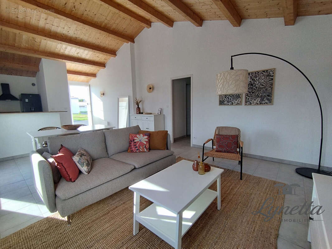 Maison 70 m² à Saint-Denis-D'oleron  - photo 4