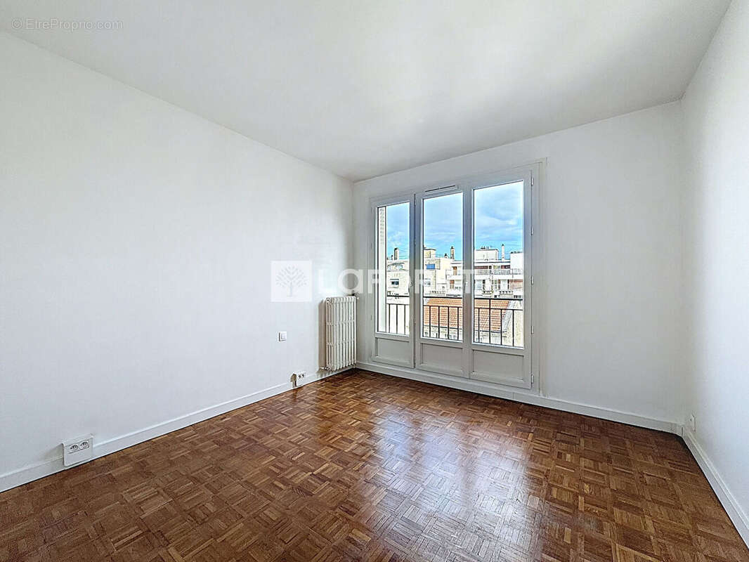 Appartement à BOURG-LA-REINE