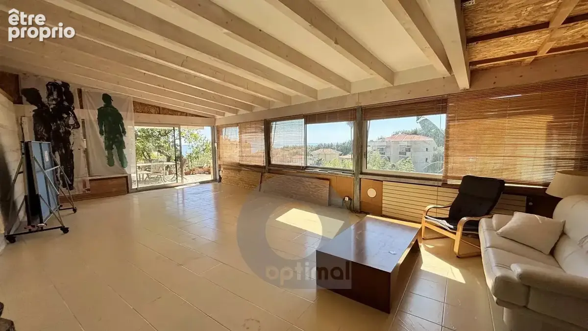 MENTON - Secteur Garavan - 4 pièces de 159,06 m² avec aperçu mer - photo 8