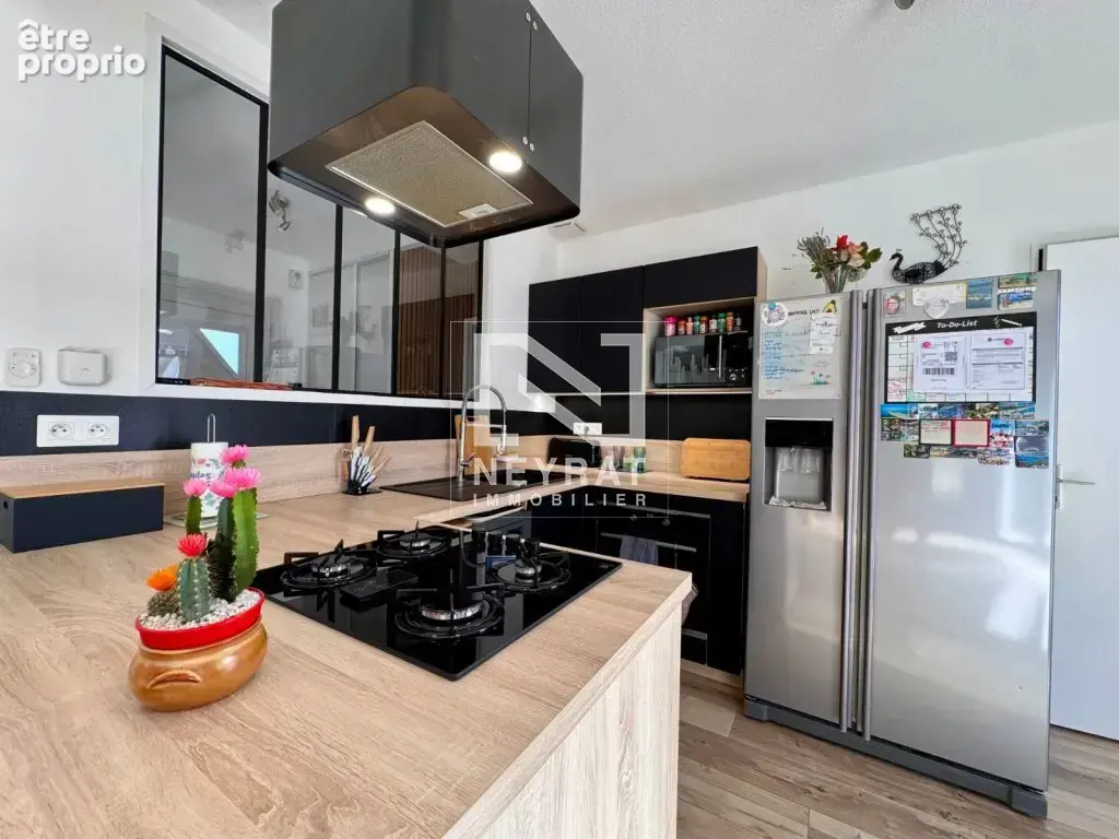 Une maison de plain-pied rénovée, avec extérieur et garage, dans un secteur recherché : une opportunité rare sur Sennecey-le-Gra - photo 9