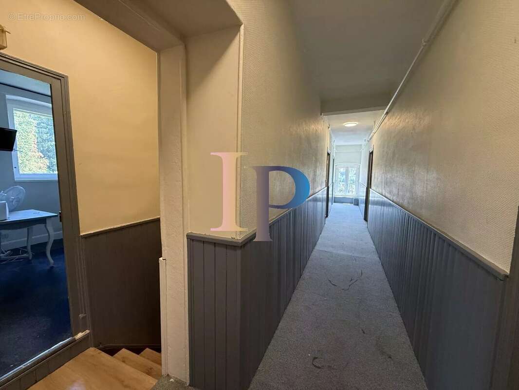 Ensemble immobilier de caractere - photo 29