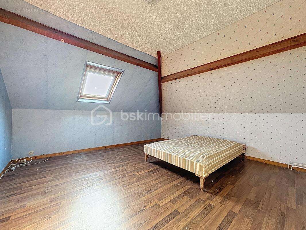 Maison à MONTFARVILLE