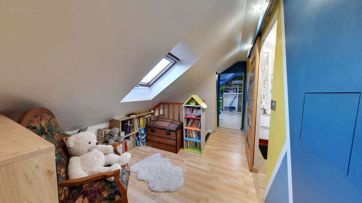 Maison à LUMIGNY-NESLES-ORMEAUX