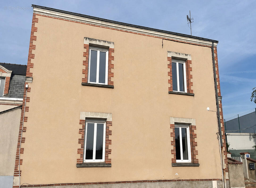 Appartement à SEGRE