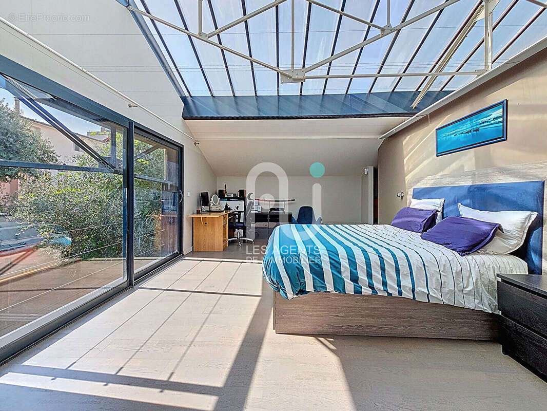 Maison à GENNEVILLIERS