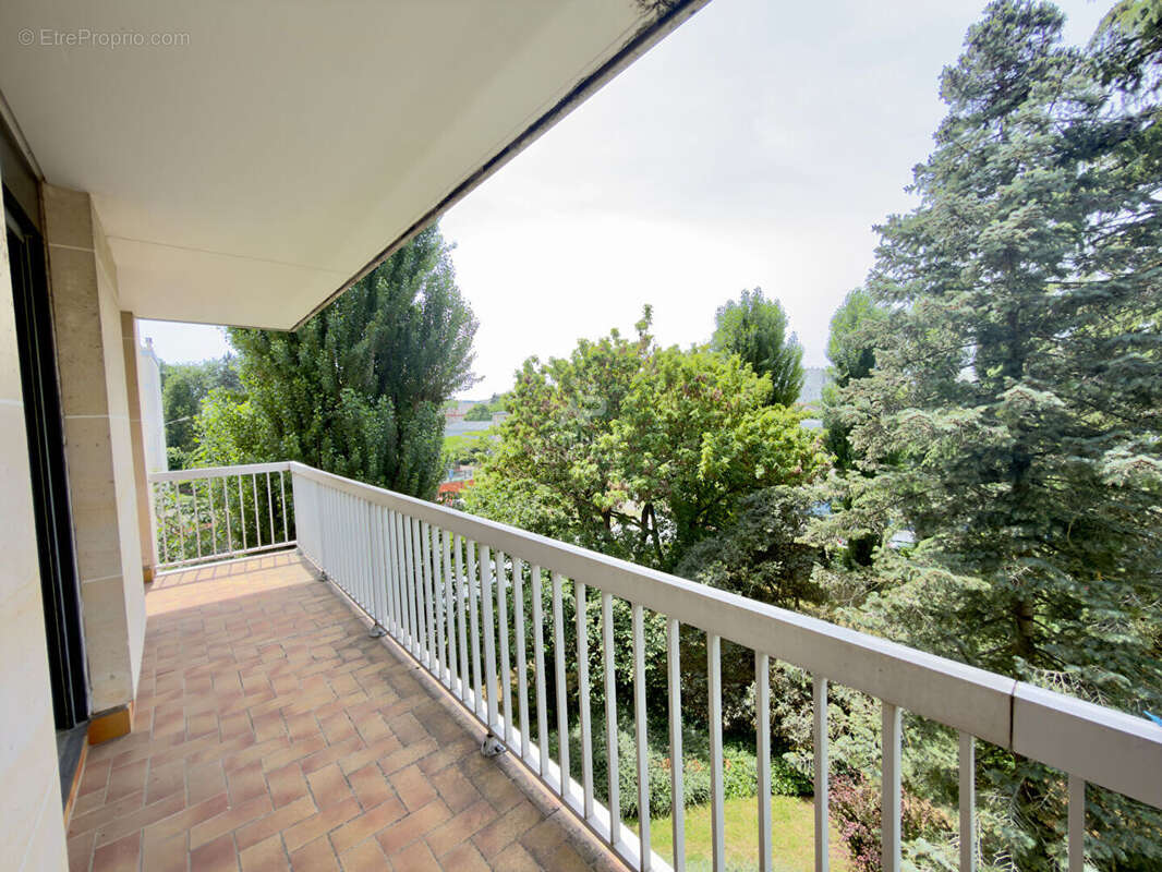 Appartement à ERMONT