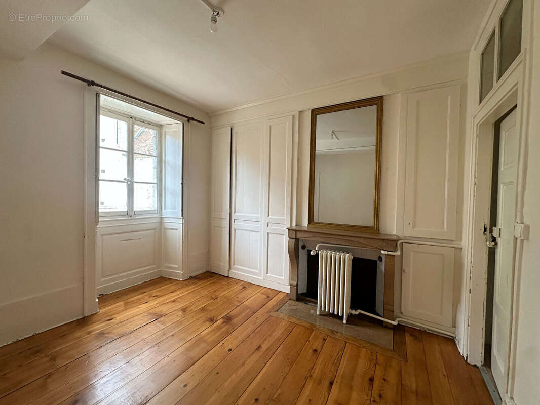 Appartement 5 pièces à vendre à Besançon - Rare sur le marché - photo 7