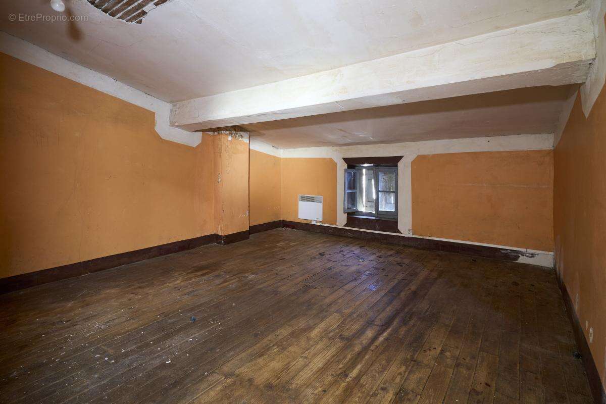 Maison à CARCASSONNE