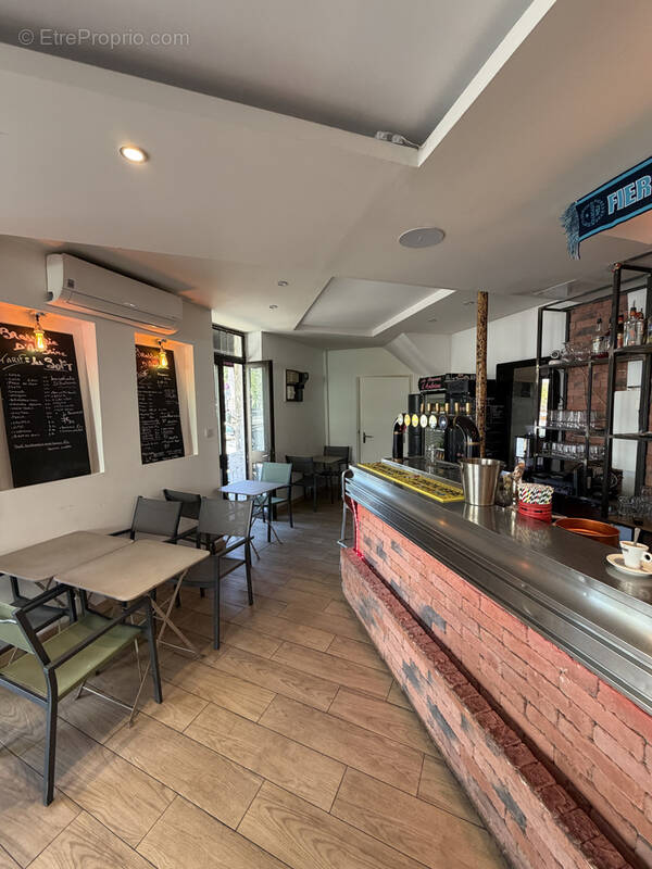 Commerce à MARSEILLE-6E