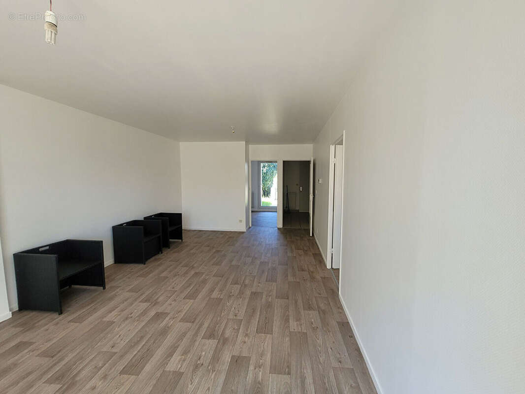 Appartement à SAINT-JEAN-DE-BRAYE