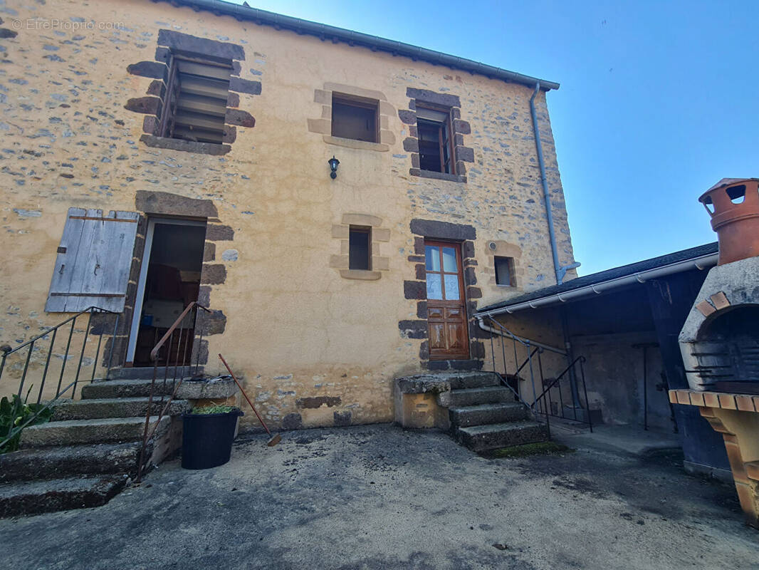 Maison à FRESNAY-SUR-SARTHE