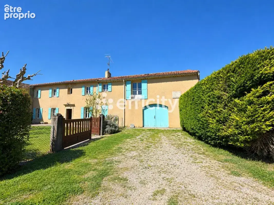 Maison à VALREAS