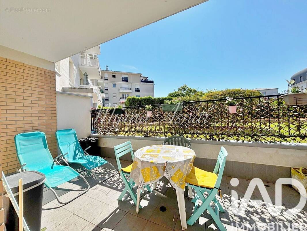 Photo 1 - Appartement à COURCOURONNES