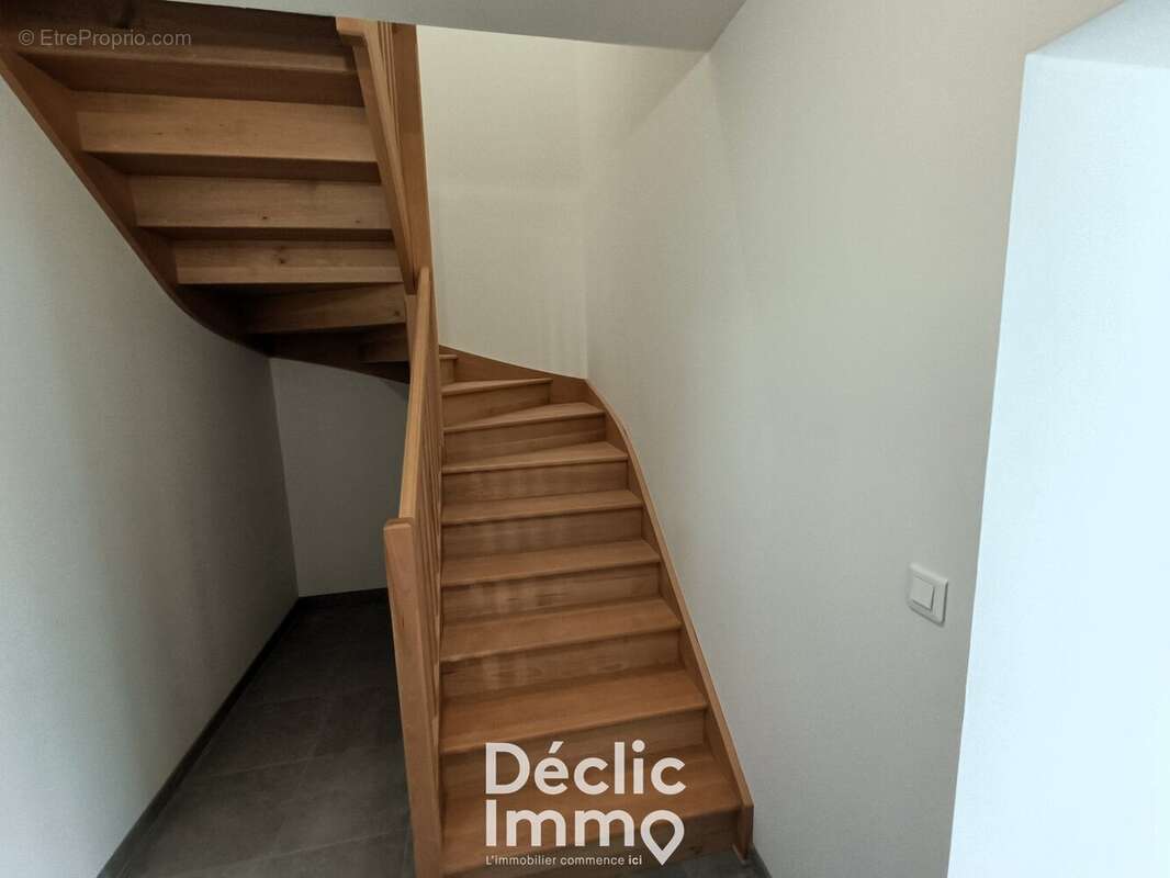 Maison à SAINT-HILAIRE-DE-VILLEFRANCHE