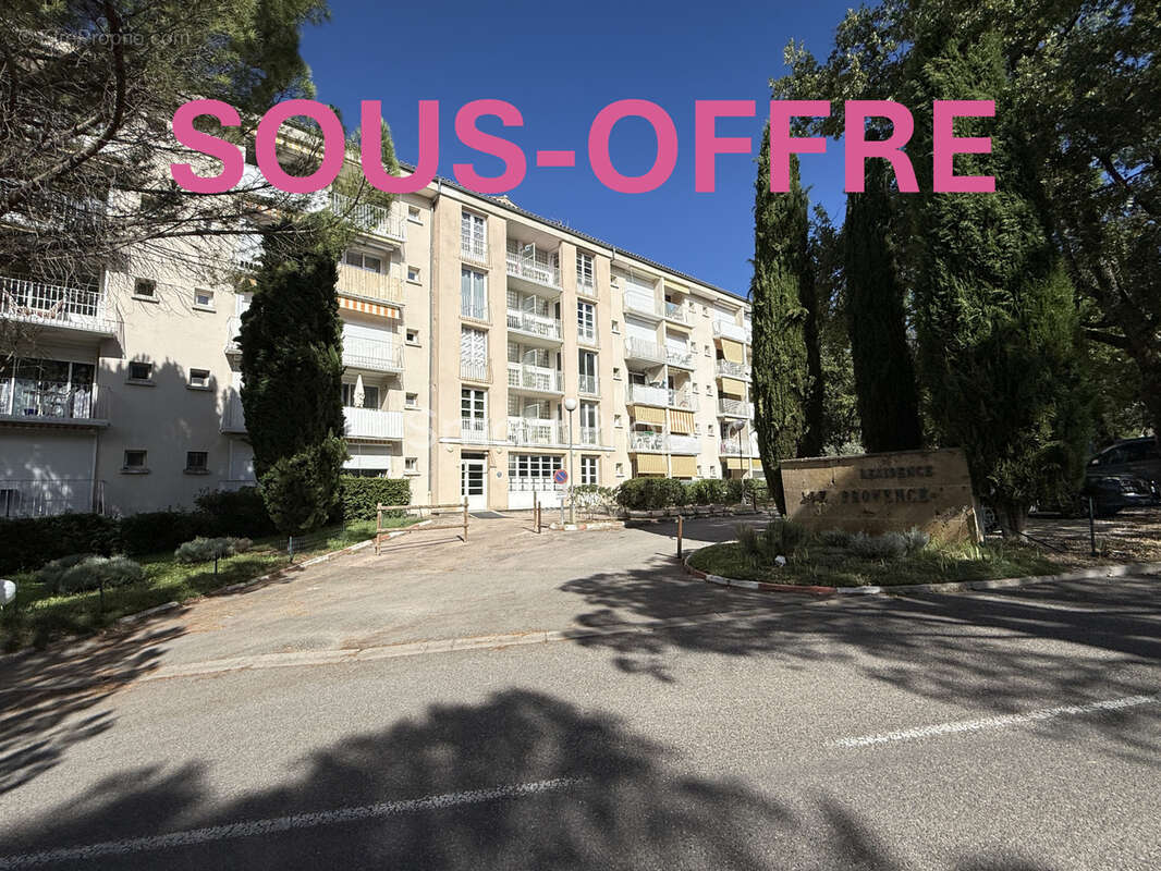 Appartement à GREOUX-LES-BAINS