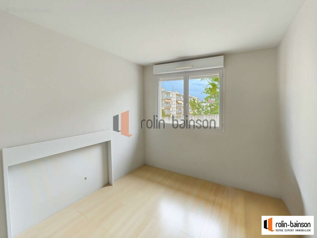 Appartement 67 m² à Venissieux  - photo 6
