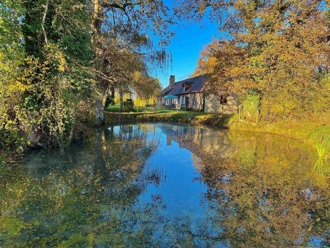 Maison à SAINT-PIERRE-SUR-DIVES